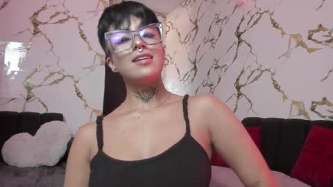 REBEKA online show from 12/01/25, 01:38