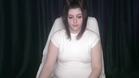 Rebekka  Nelson online show from 04/15/26, 11:06