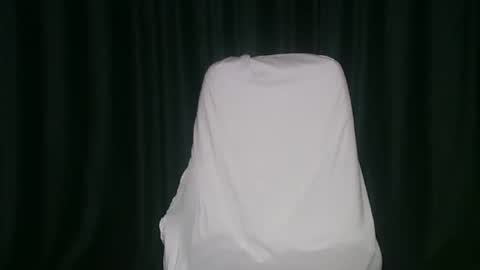 Rebekka  Nelson online show from 04/15/26, 07:58