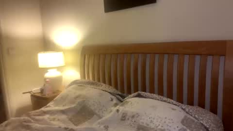 rebel3652 online show from 12/19/25, 01:23