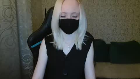 Snapshot of rebesaolset chatting on 01/14/25, 03:57 RebesaOlset online show from 01/14/25, 03:57