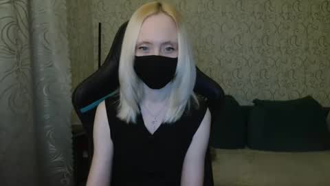 Snapshot of rebesaolset chatting on 01/17/25, 03:22 RebesaOlset online show from 01/17/25, 03:22