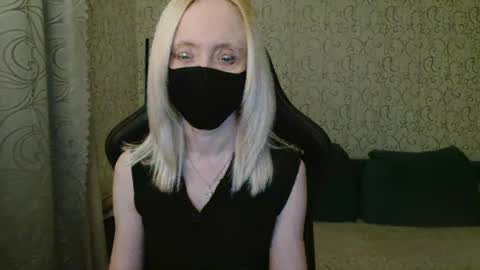 Snapshot of rebesaolset chatting on 01/22/25, 04:23 RebesaOlset online show from 01/22/25, 04:23