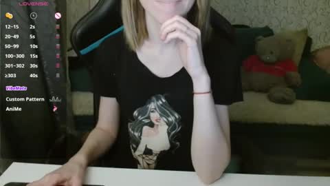 Snapshot of rebesaolset chatting on 12/04/25, 03:21 RebesaOlset online show from 12/04/25, 03:21