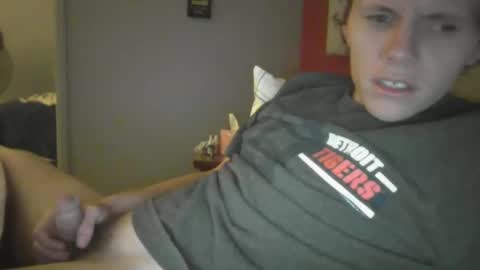 Snapshot of red22178 chatting on 01/09/25, 02:01 red22178 online show from 01/09/25, 02:01