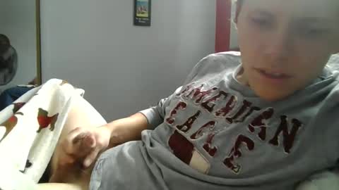 Snapshot of red22178 chatting on 02/14/25, 08:26 red22178 online show from 02/14/25, 08:26