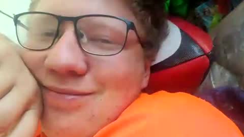 Snapshot of red454games454 chatting on 12/15/24, 02:30 zsax horny online show from 12/15/24, 02:30