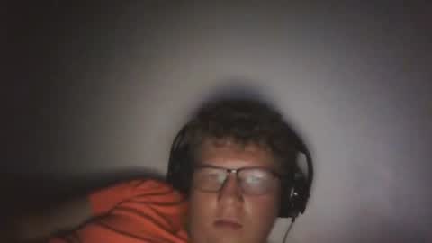 Snapshot of red454games454 chatting on 01/11/25, 08:22 zsax horny online show from 01/11/25, 08:22