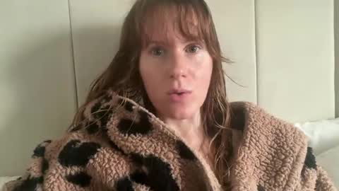 Snapshot of red_head_rosie_69 chatting on 10/08/25, 08:56 Rosie online show from 10/08/25, 08:56