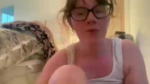 Snapshot of red_head_rosie_69 chatting on 06/11/26, 07:56 Rosie online show from 06/11/26, 07:56