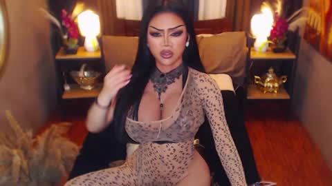 AsianRedivy online show from 11/05/25, 08:20