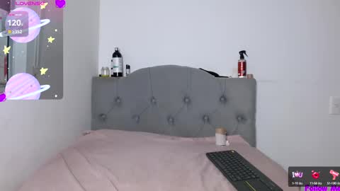 IG   OF red moonn online show from 02/16/25, 12:32