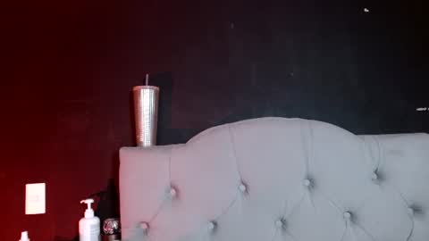 Snapshot of red_moonn chatting on 07/16/26, 05:35 IG OF red moonn online show from 07/16/26, 05:35