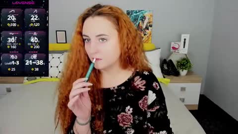 Lessy Fox online show from 02/09/25, 05:22