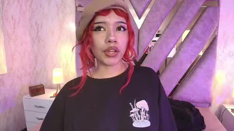 red_pandaa online show from 11/13/25, 03:49