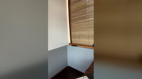 Snapshot of red_savage666 chatting on 02/12/26, 12:22 Red savage online show from 02/12/26, 12:22