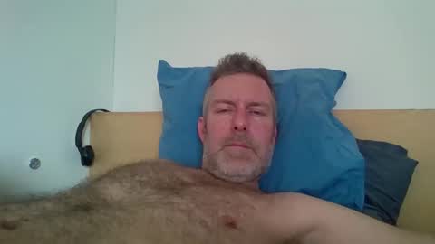 Red online show from 03/03/26, 09:15