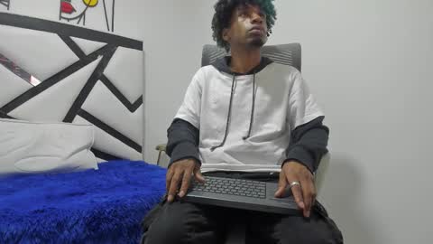 redbryan_ebano online show from 10/20/25, 07:25