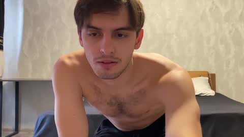 Snapshot of redbullshine chatting on 11/30/25, 06:39 redbullshine online show from 11/30/25, 06:39