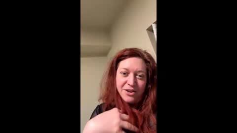 Snapshot of reddawn13 chatting on 06/02/26, 04:25 reddawn13 online show from 06/02/26, 04:25