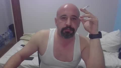 Snapshot of reddeck chatting on 09/27/25, 05:18 Old but gold online show from 09/27/25, 05:18