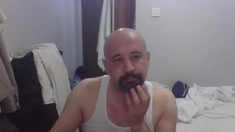 Snapshot of reddeck chatting on 09/29/25, 08:02 Old but gold online show from 09/29/25, 08:02