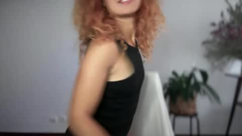 reddgirll online show from 10/31/25, 08:04