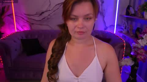 Lily online show from 09/11/25, 03:12