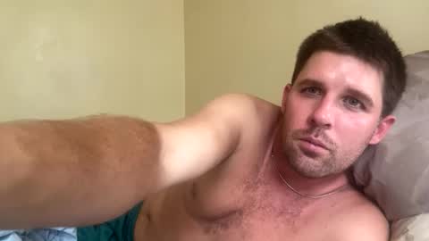 Snapshot of reddrockett69 chatting on 06/08/26, 10:10 Ali j online show from 06/08/26, 10:10