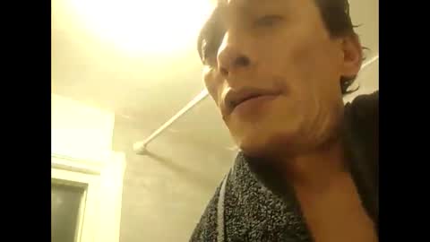 Snapshot of redeyejedi303 chatting on 03/04/25, 03:00 Antonio online show from 03/04/25, 03:00
