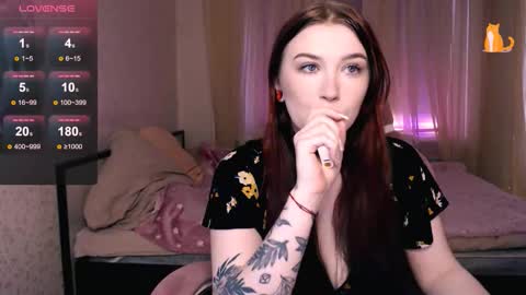 Snapshot of redhaired_kitty chatting on 12/15/25, 10:52 Lina online show from 12/15/25, 10:52