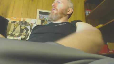 Snapshot of redhead4fun chatting on 11/03/25, 06:09 theredhead4fun online show from 11/03/25, 06:09