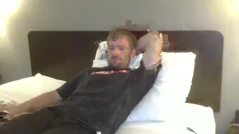 Snapshot of redheadlover828 chatting on 06/11/26, 02:53 Kevin online show from 06/11/26, 02:53