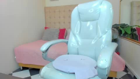 Lupe online show from 02/20/25, 06:50