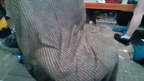 Snapshot of redhotsimkin chatting on 11/06/25, 03:18 redhotsimkin online show from 11/06/25, 03:18