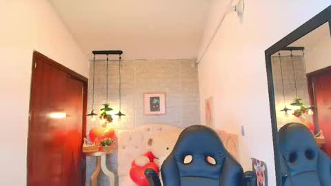 Lili Lopez online show from 02/22/25, 11:13