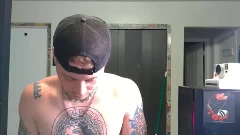 Snapshot of redinthebed chatting on 06/10/26, 06:51 InkedGinger online show from 06/10/26, 06:51