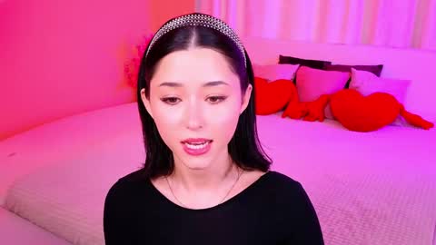 Kiara online show from 05/13/26, 03:53