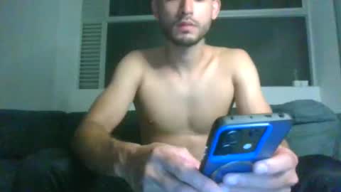 Snapshot of redpulse777 chatting on 02/09/26, 04:05 redpulse777 online show from 02/09/26, 04:05