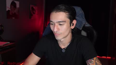 Red online show from 03/11/26, 04:57