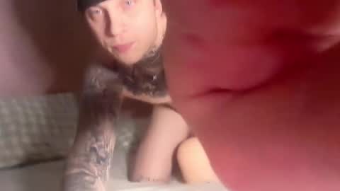 Snapshot of redrumbackwards chatting on 01/12/26, 04:50 redrum online show from 01/12/26, 04:50