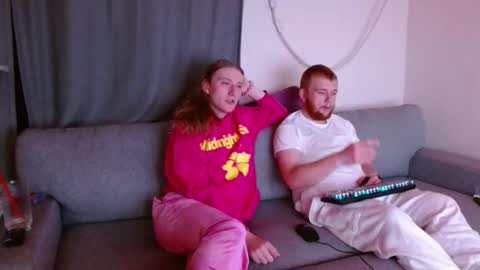 RedxBrat online show from 04/01/26, 08:04