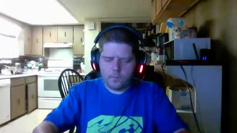 Snapshot of reecoiled chatting on 06/17/26, 06:31 reecoiled online show from 06/17/26, 06:31