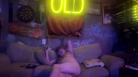Snapshot of reeferleefer chatting on 07/30/26, 01:04 Lee online show from 07/30/26, 01:04