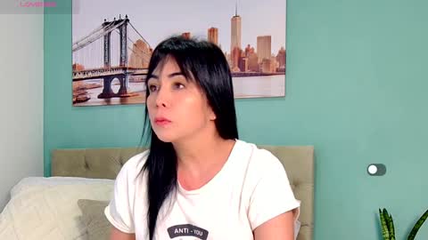 Yanella online show from 02/11/26, 10:09