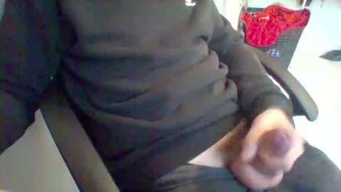 Snapshot of refar12 chatting on 10/08/25, 04:37 refar12 online show from 10/08/25, 04:37