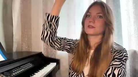 Grace online show from 07/13/26, 08:06