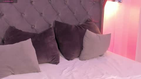 Regina  online show from 01/18/26, 01:31