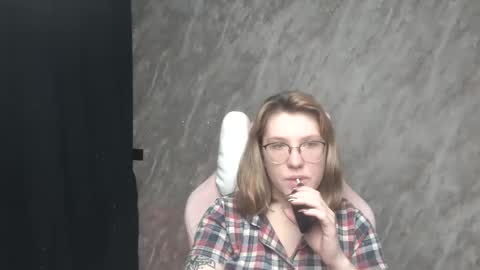 Regina online show from 01/22/25, 02:15