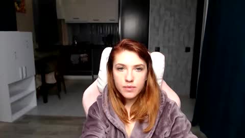 Regina online show from 10/06/25, 01:03